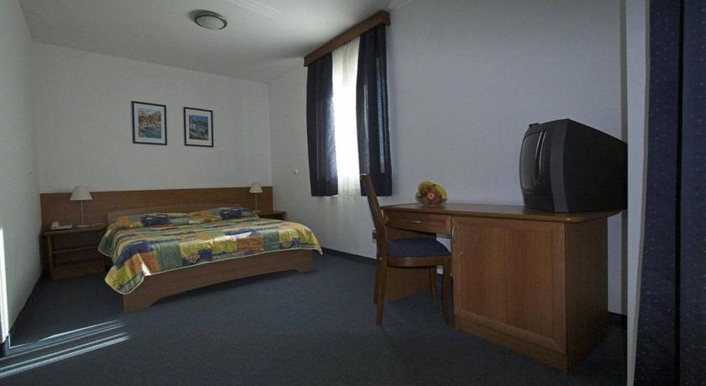 Hotel Arcus Residence Медулин Екстер'єр фото