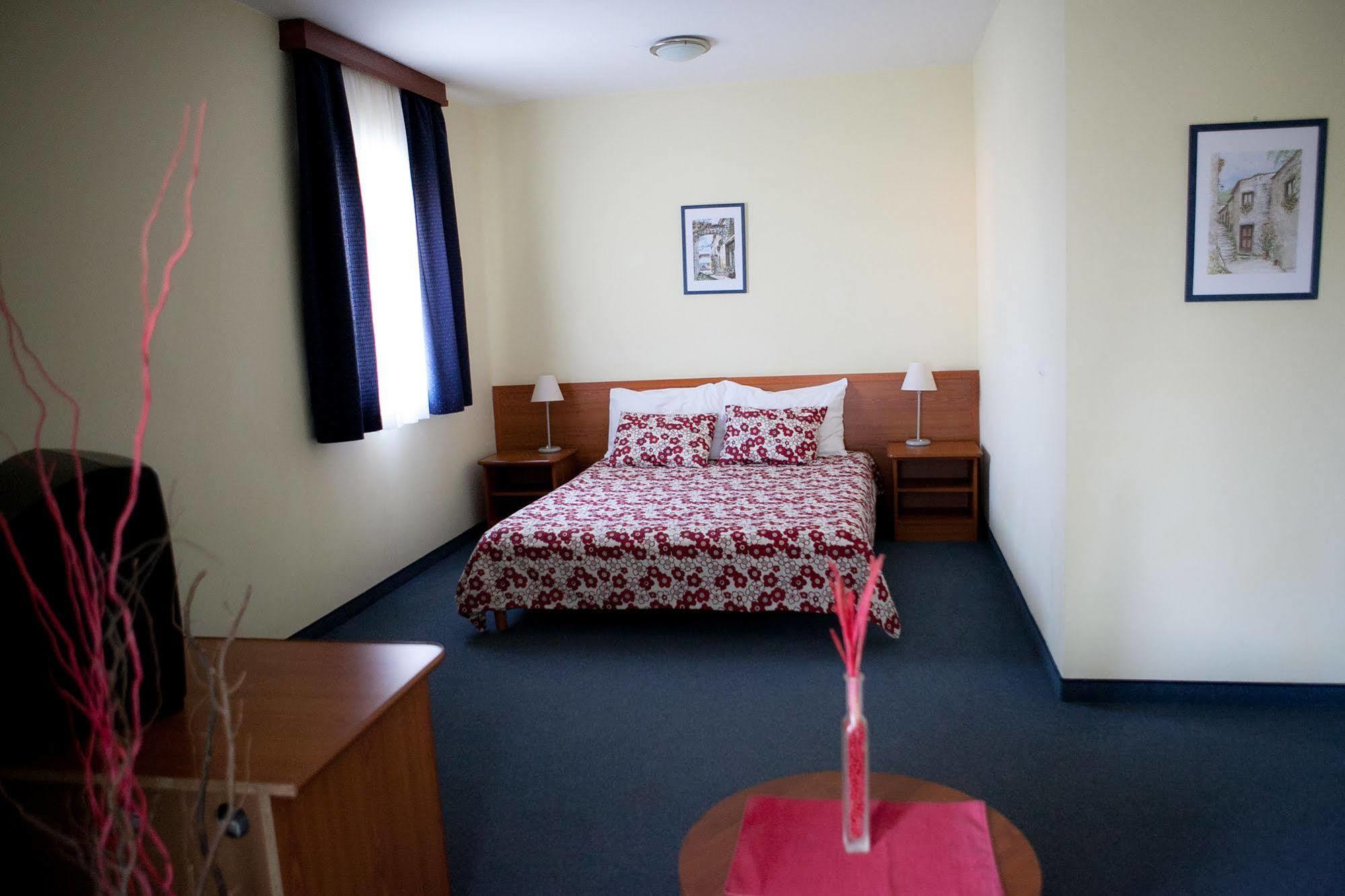 Hotel Arcus Residence Медулин Екстер'єр фото